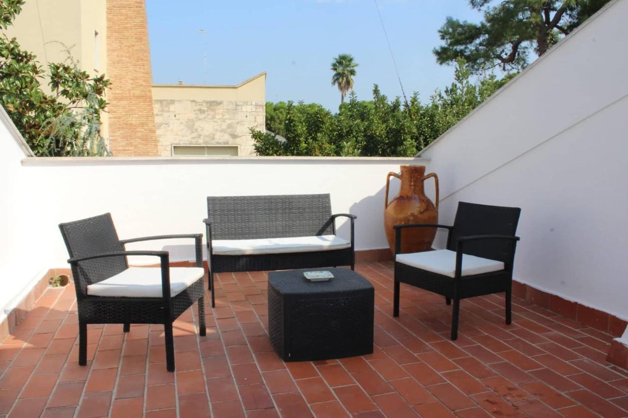 Apulia Time Hotell Bari Exteriör bild