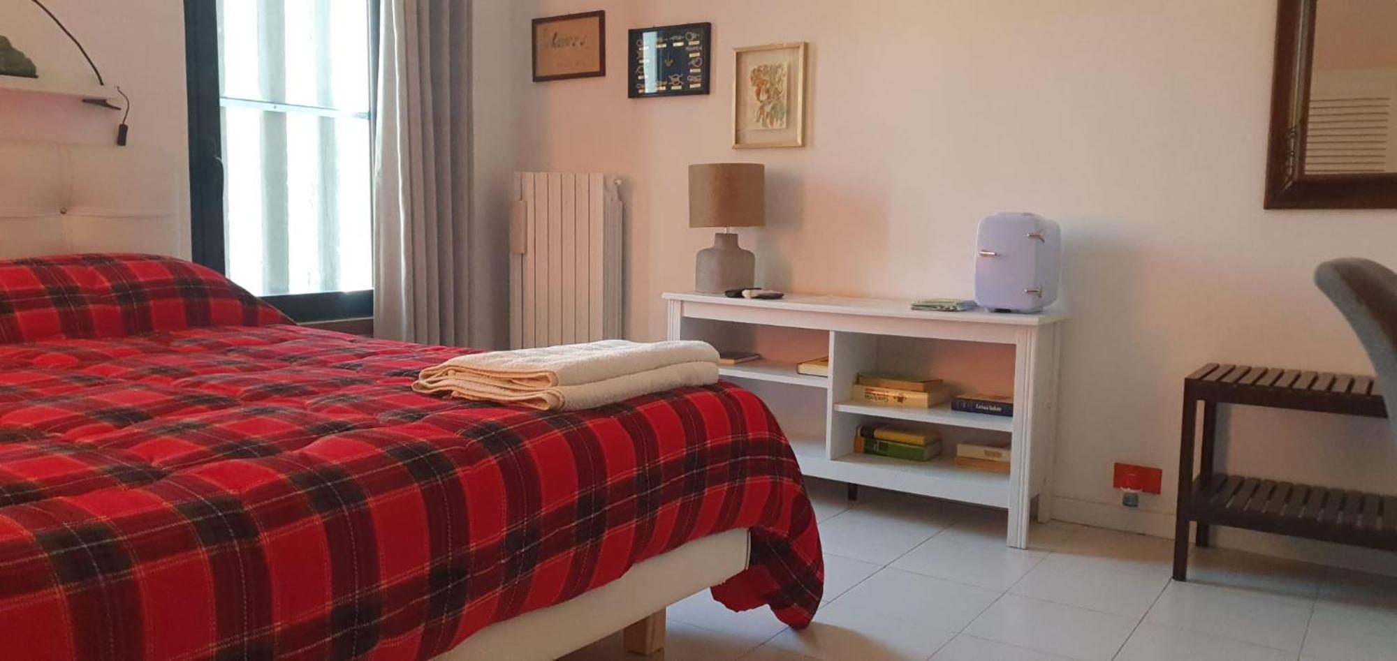 Apulia Time Hotell Bari Exteriör bild
