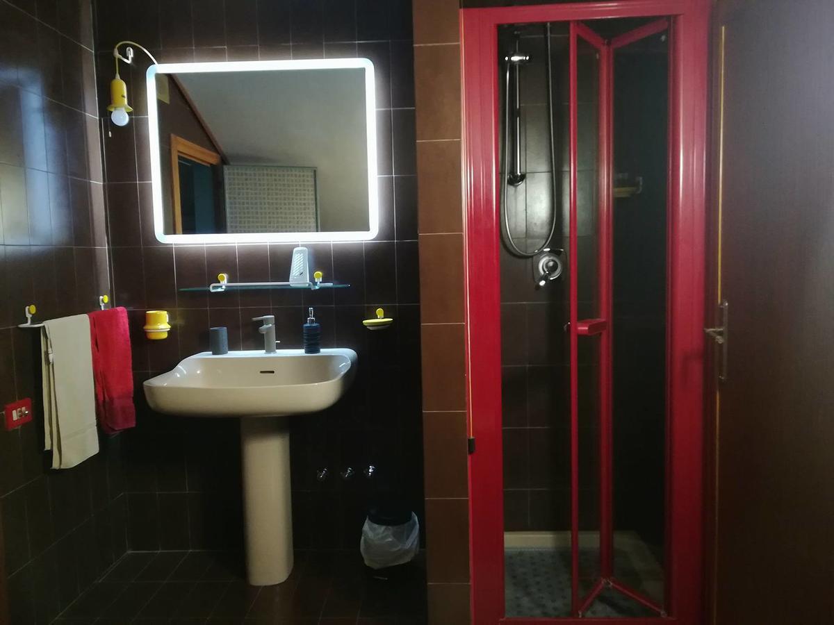 Apulia Time Hotell Bari Exteriör bild