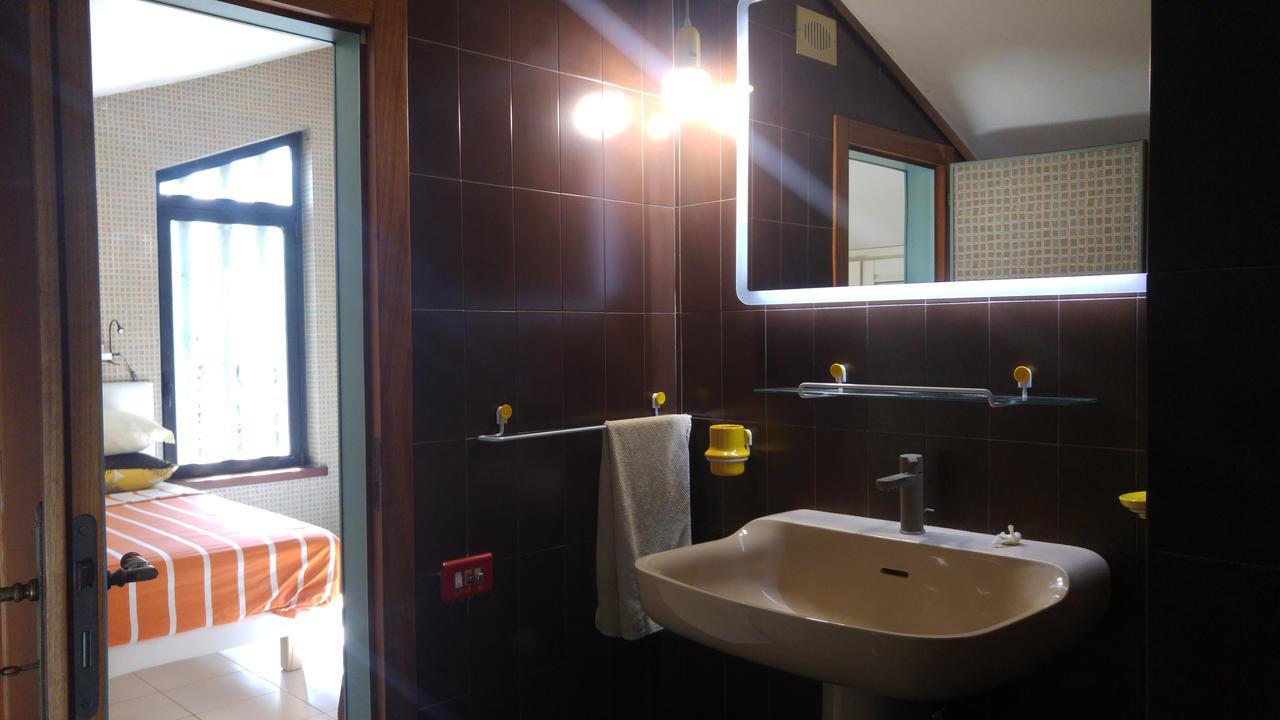 Apulia Time Hotell Bari Exteriör bild